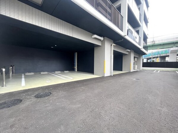 駐車場(駐車場)