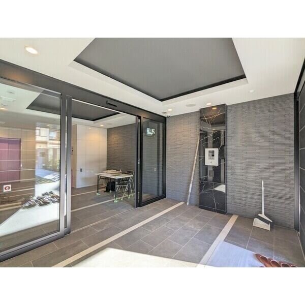 エントランス(エントランス)