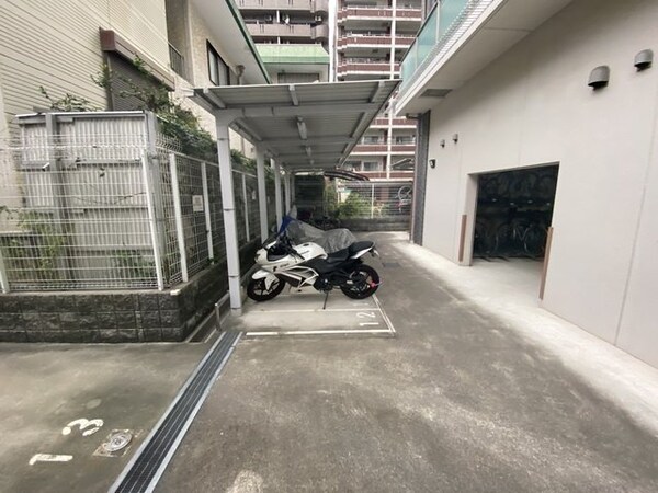 駐車場(駐車場)