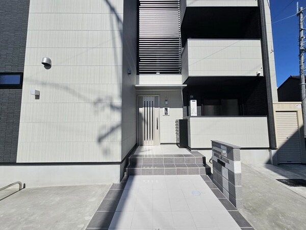 エントランス(外観)