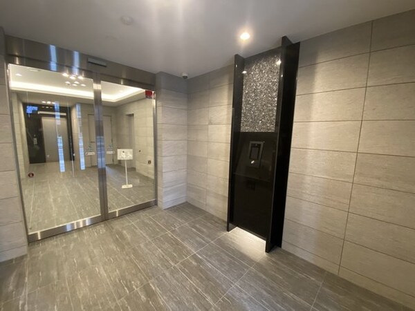 エントランス(エントランス)