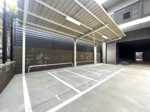 駐車場(駐車場)