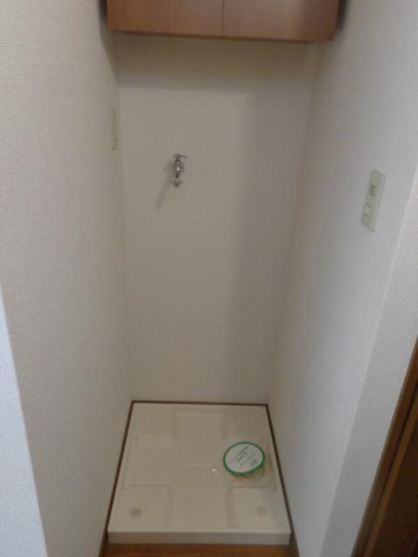 設備(室内洗濯機置場)
