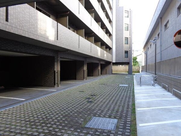 駐車場(駐車場)