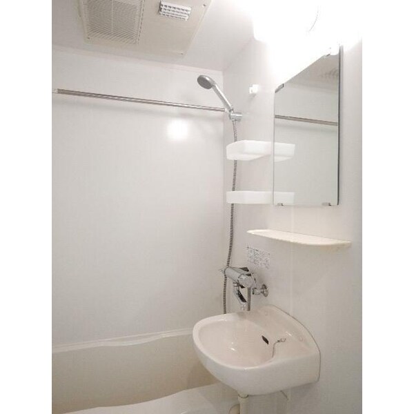 バス／シャワールーム等