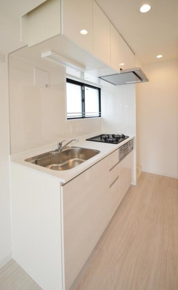 キッチン(3口システムキッチン)