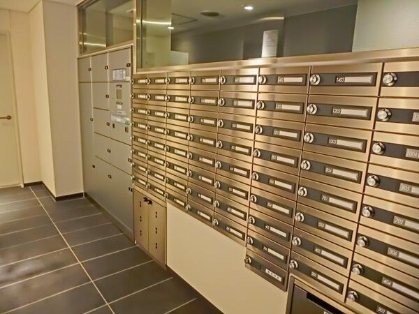 共有部分(★便利な宅配ＢＯＸも完備です★)