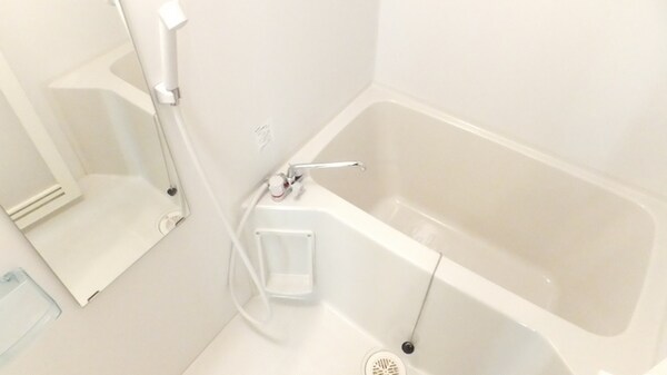 バス／シャワールーム等(清潔感のあるバスルーム)