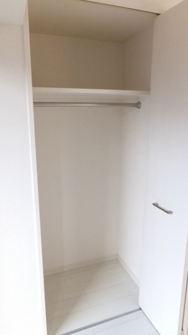 収納(奥行きのある収納スペース)