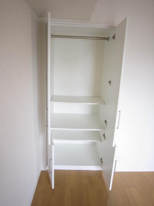 その他(★棚付きクローゼット★)