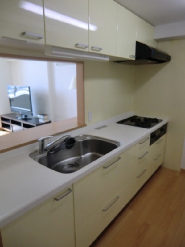 キッチン(★明るく広いキッチンスペース★)