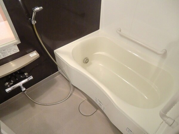 バス／シャワールーム等(★ゆったりサイズの追炊き機能付バス★)