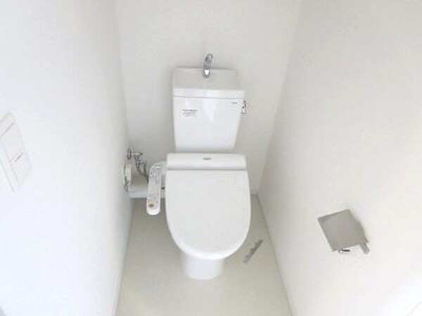 トイレ(★温水洗浄機能付きです★)