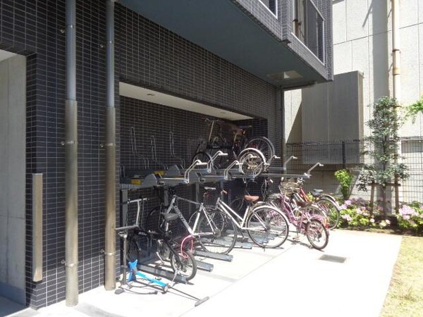 共有部分(自転車置場（無料）)