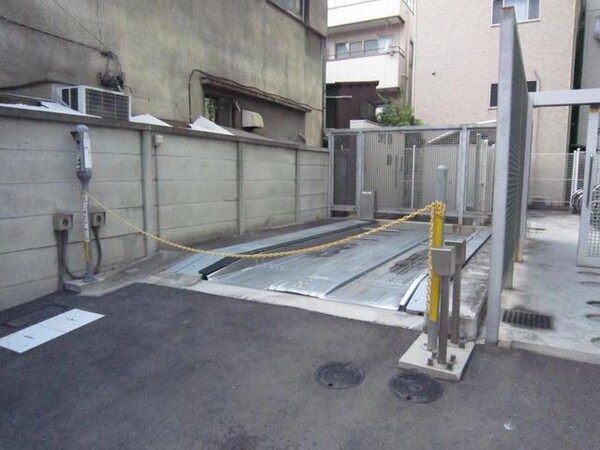 駐車場(駐車場)