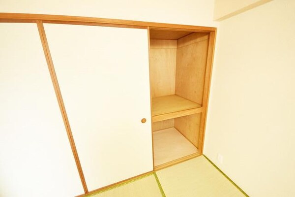 収納(★押入れあります。★)