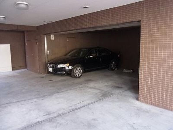 駐車場(★敷地内駐車場★)