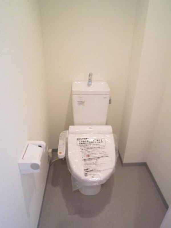 トイレ(ウォシュレット付トイレ)