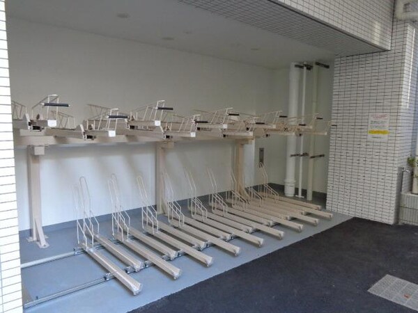 その他(駐輪場)