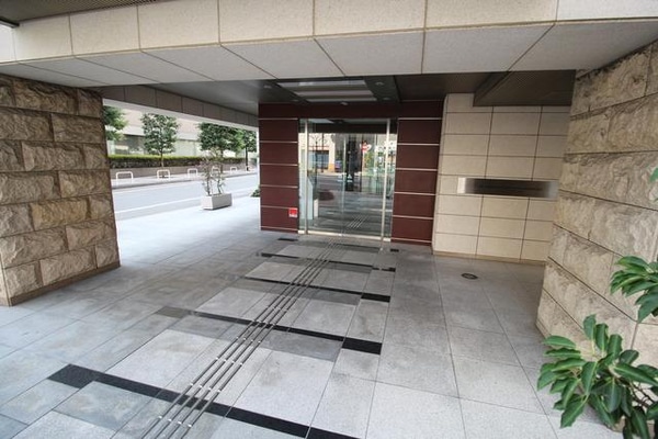 エントランス(☆正面玄関☆)