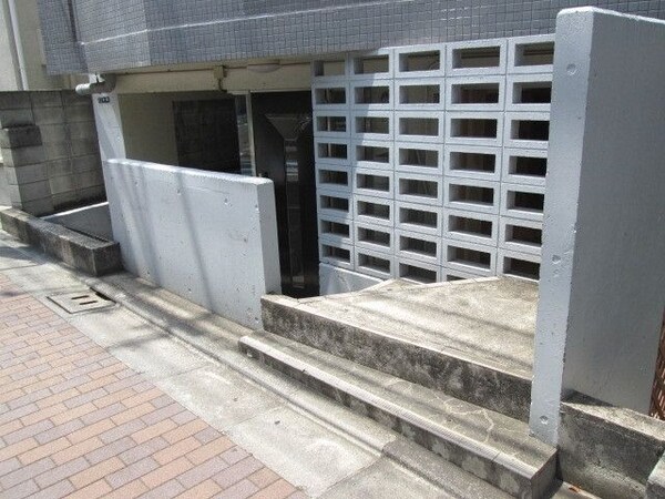 エントランス(エントランス)