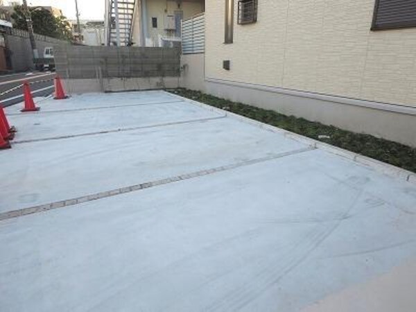 駐車場(★駐車場★)