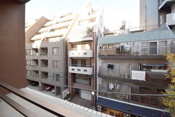 眺望(お問合せは(株)タウンハウジングレジデンス事業部　赤坂店・…)