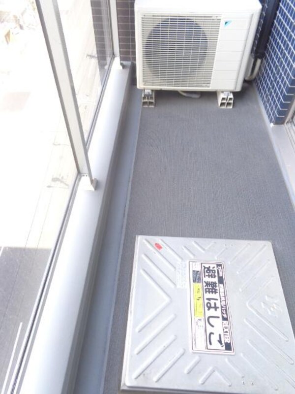 設備(日差しが差し込むバルコニー)