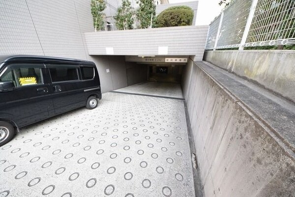 駐車場(★駐車場★)