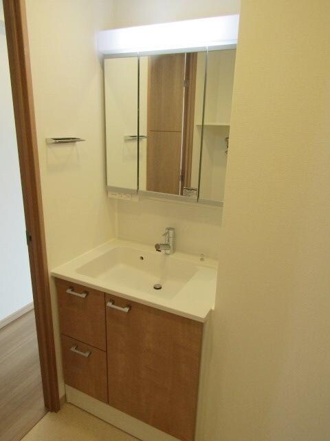 物件内観写真6　(★独立洗面台★)