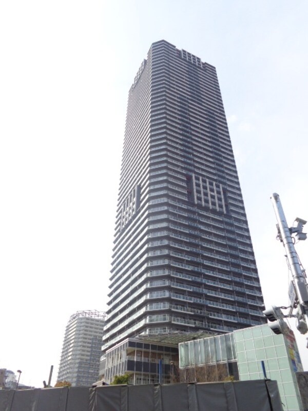 外観(地上53階建)