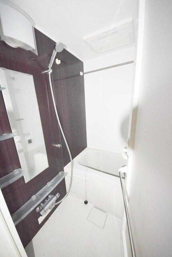 バス／シャワールーム等(※別部屋参考写真)