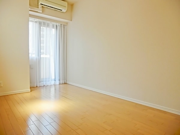 その他室内・内装(★落ち着きのあるカラーのフローリング★)