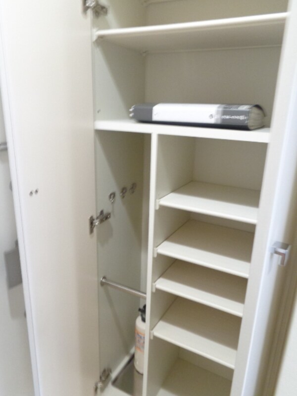 設備(シューズＢＯＸ)