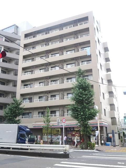 物件外観写真1　(★背の高い外観★)