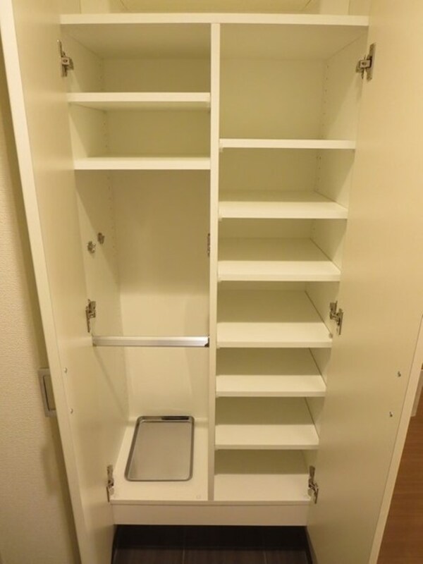 設備(★たくさん入るシューズボックス★)