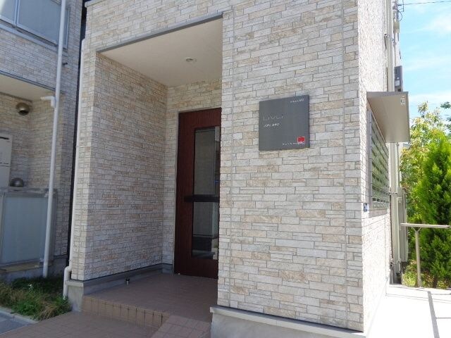 物件内観写真18　(エントランス)