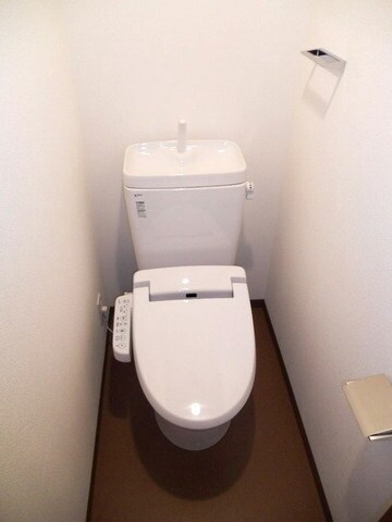 物件内観写真7　(★温水洗浄便座付きトイレ★)