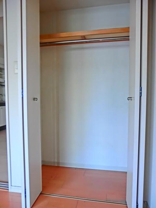 設備(クローゼット完備)