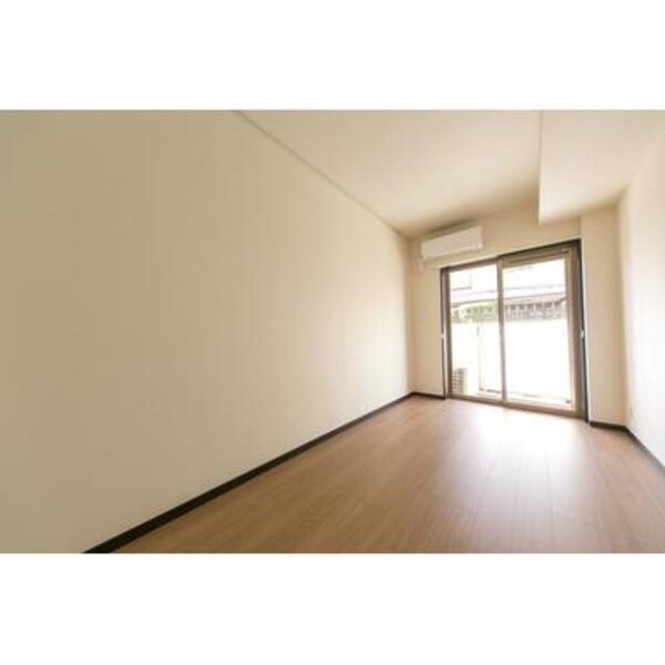 寝室(※写真は同タイプ住戸です。)