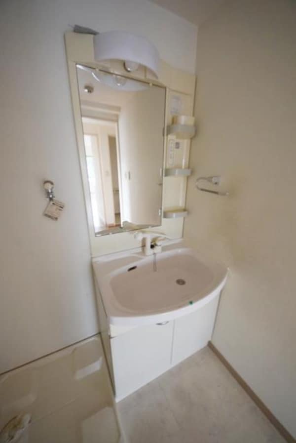 洗面(別部屋参照)