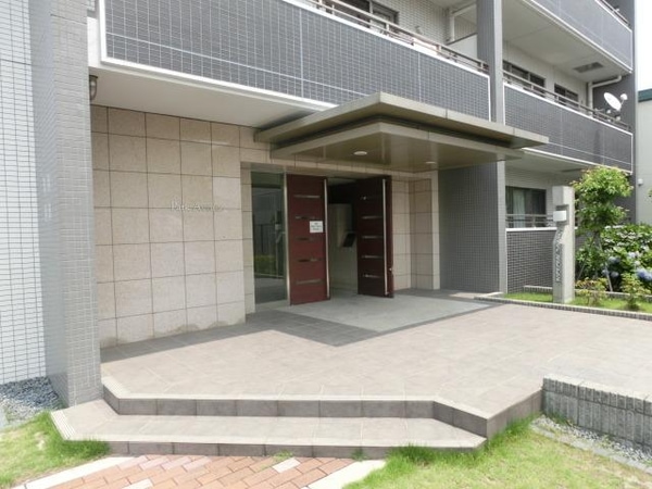 エントランス(エントランス)