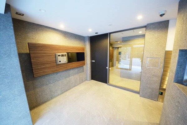 エントランス(エントランス)