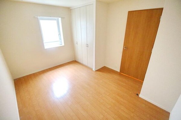 寝室(お問合せは(株)タウンハウジング東京へ)