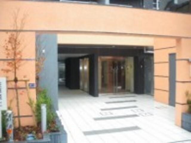 物件内観写真8　(エントランス)