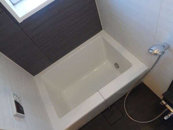 バス／シャワールーム等(浴室乾燥機付きバス)