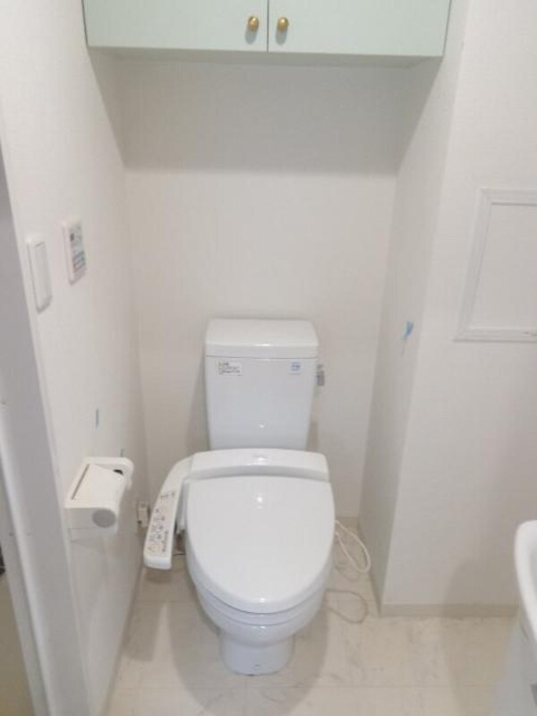 トイレ(温水洗浄便座)