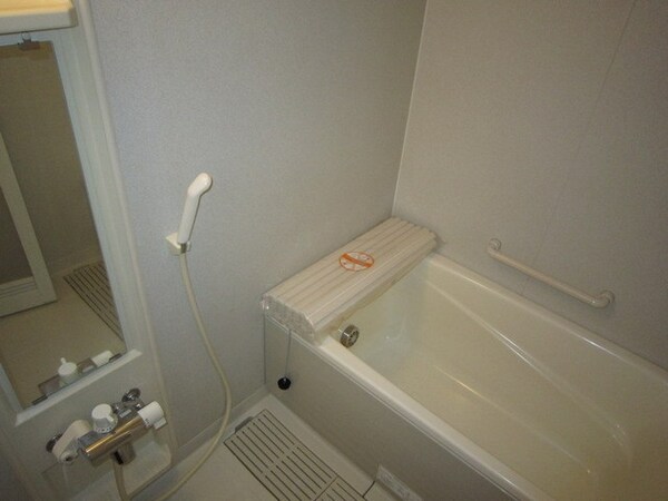 バス／シャワールーム等(浴室)