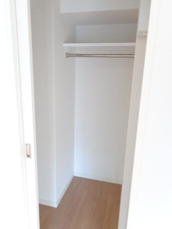 収納(ウォークインクローゼット)