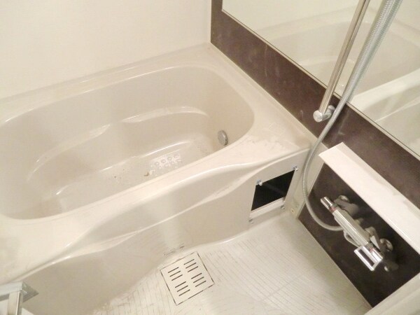 バス／シャワールーム等(★うれしい大型・浴室乾燥機付バスです★)